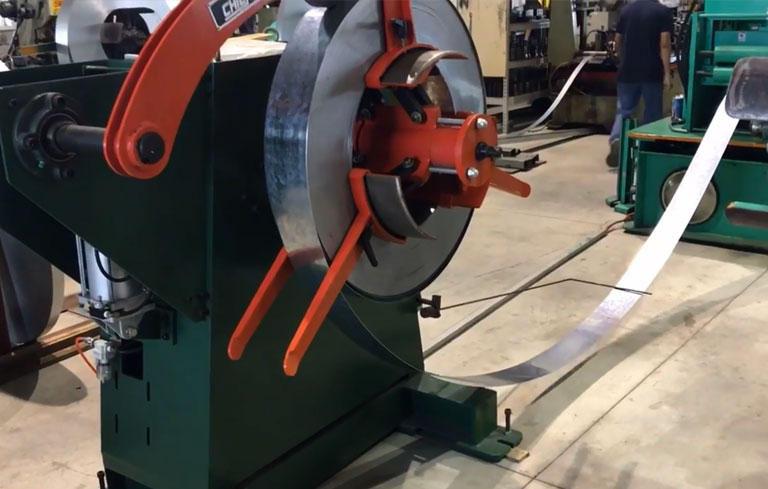 decoiler machine's operation
